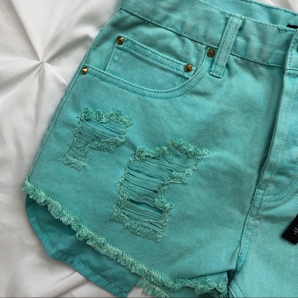 5/$25 SALE - Picture 3 of 7